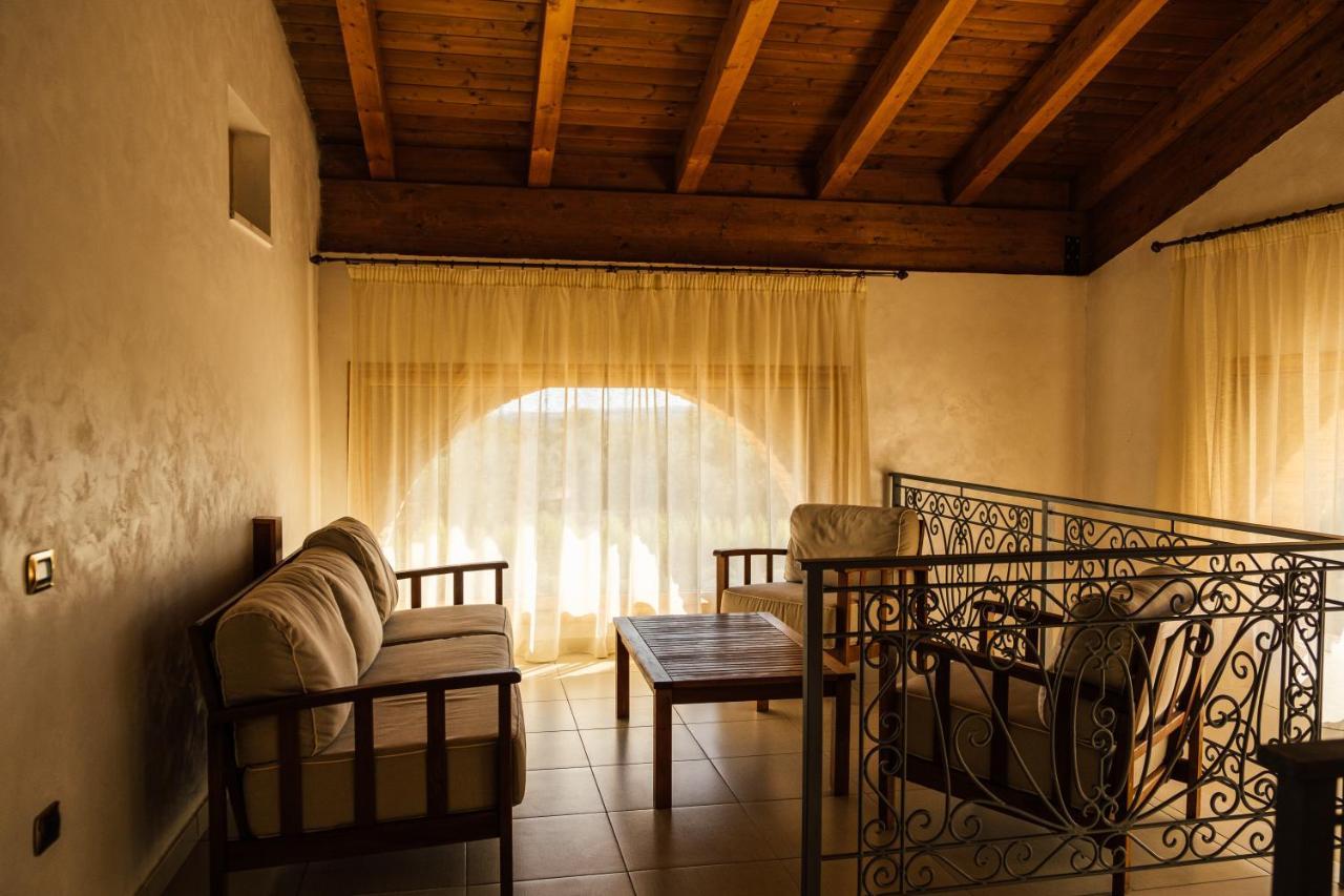 Tenuta Un Posto Al Sole Luxury B&B Rossano Stazione Buitenkant foto